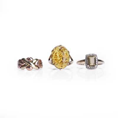 Lot 286 - A group of three rings