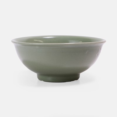 Lot 35 - A Chinese Longquan ware bowl