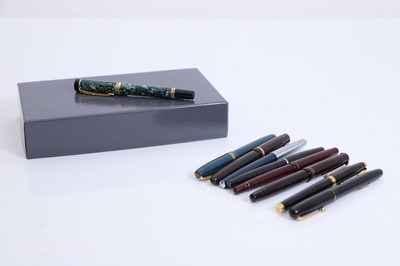 Lot 326 - A collection of fountain pens