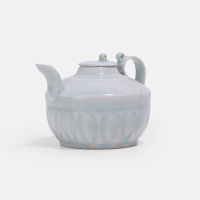 Lot 7 - A Chinese Hutian ware qingbai-glazed teapot and cover