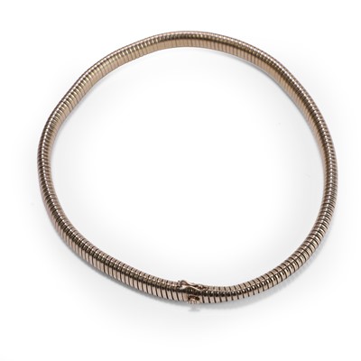 Lot 335 - A 9ct gold snake link choker