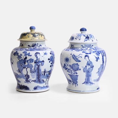 Lot 46 - A matching pair of Chinese blue and white vases and covers