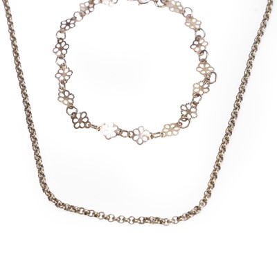 Lot 221 - A 9ct gold link bracelet and a chain