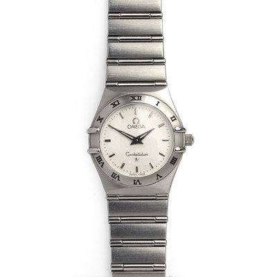 Lot 254 - Omega