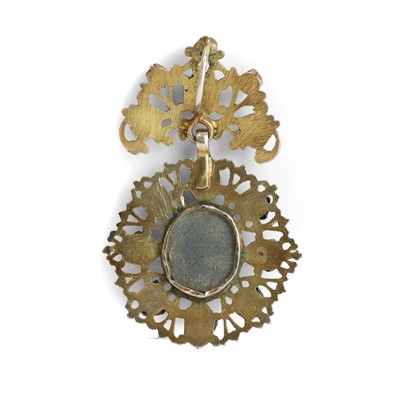 Lot 50 - A late 19th century paste set pendant