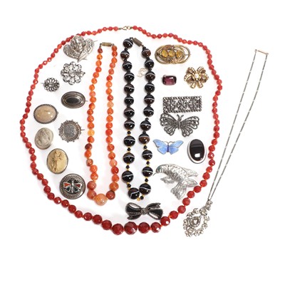 Lot 332 - A collection of antique jewels
