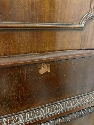 Lot 61 - A George III-style mahogany bookcase