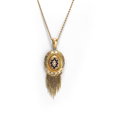 Lot 7 - A twist rope chain suspending a Victorian tassel pendant
