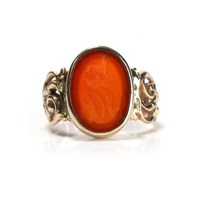 Lot 386 - A carnelian intaglio ring