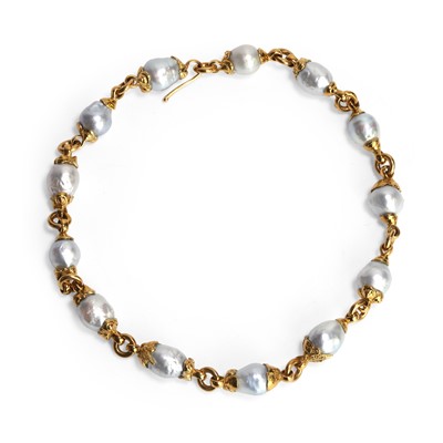 Lot 207 - Elizabeth Gage