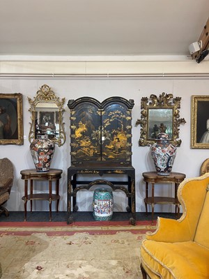 Lot 1 - A Queen Anne black-and-gilt japanned cabinet-on-stand