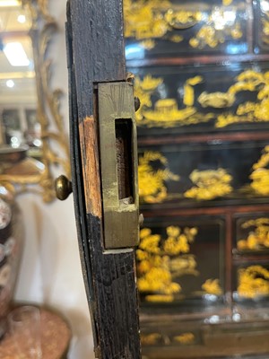 Lot 1 - A Queen Anne black-and-gilt japanned cabinet-on-stand