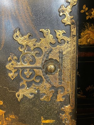 Lot 1 - A Queen Anne black-and-gilt japanned cabinet-on-stand