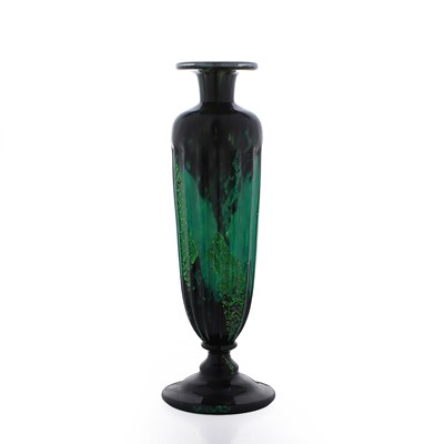 Lot 184 - A Daum glass vase