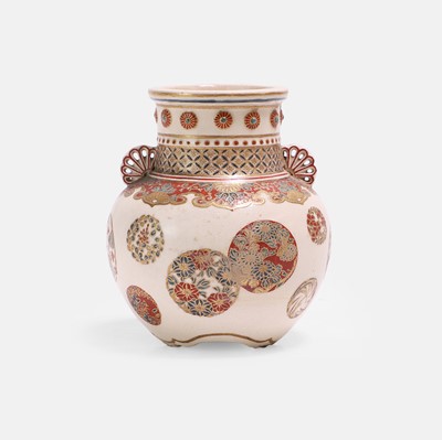 Lot 330 - A Japanese Satsuma ware vase