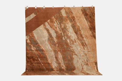 Lot 424 - A Sahrai Milano 'Copper Dune' wool and silk relief rug