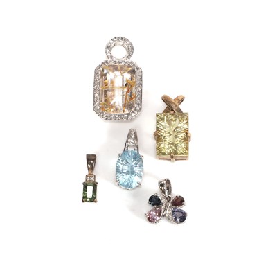 Lot 286 - Five gemstone set pendants