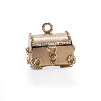 Lot 72 - A novelty charm