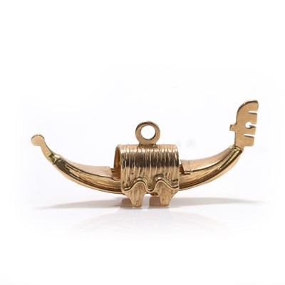 Lot 73 - A gondola charm