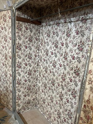 Lot 540 - A painted and parcel-gilt armoire