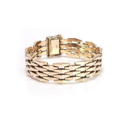 Lot 42 - Cropp & Farr