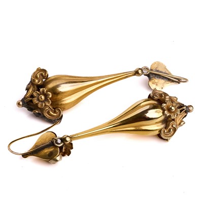 Lot 5 - A pair of Victorian drop earrings