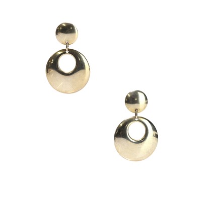 Lot 157 - A pair of 9ct gold drop earrings