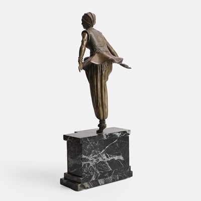 Lot 30 - Demétre Chiparus (Romanian, 1886-1947)