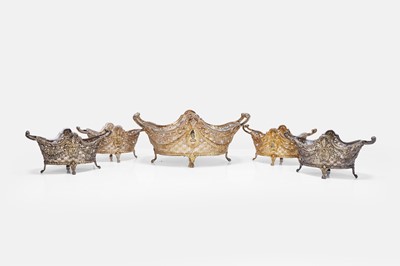 Lot 88 - A set of silver-gilt table baskets