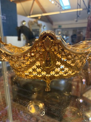 Lot 88 - A set of silver-gilt table baskets