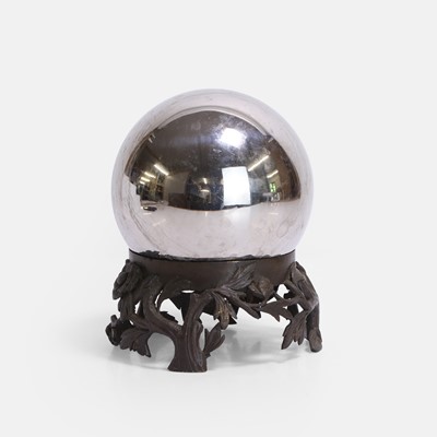 Lot 71 - A witch's scrying ball