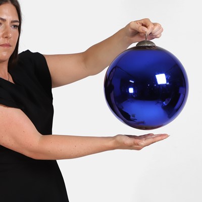 Lot 68 - A large cobalt-blue witch's ball
