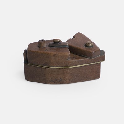 Lot 110 - An ‘impossible’ puzzle lock snuffbox