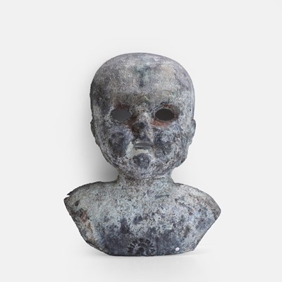 Lot 84 - A cast metal doll's head mould