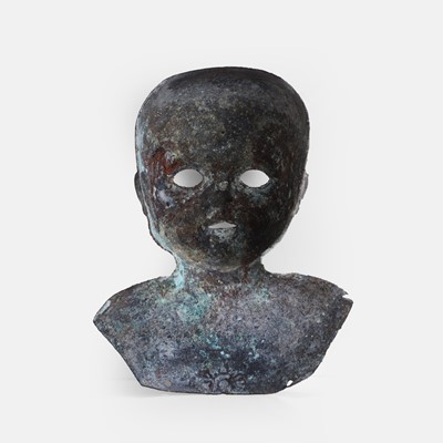 Lot 84 - A cast metal doll's head mould