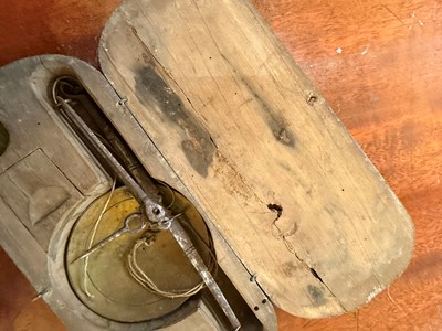 Lot 1 - A pair of apothecary potion scales