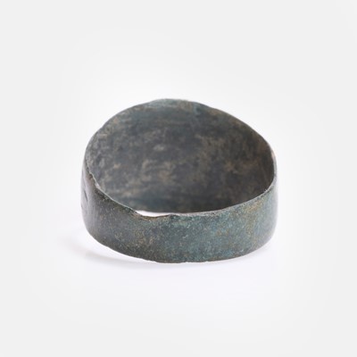 Lot 7 - A Dark Ages pentagram protection or magic ring