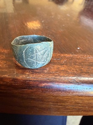 Lot 7 - A Dark Ages pentagram protection or magic ring