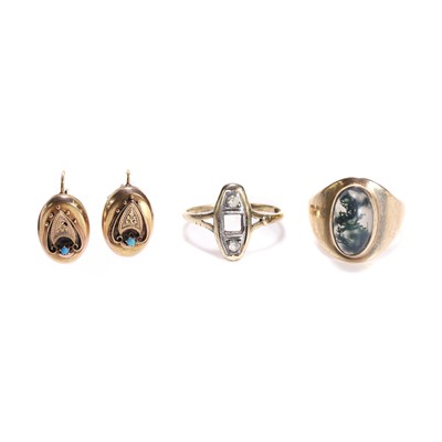 Lot 265 - A small collection of jewellery