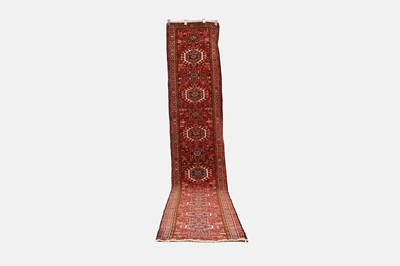 Lot 581 - A Heriz wool runner