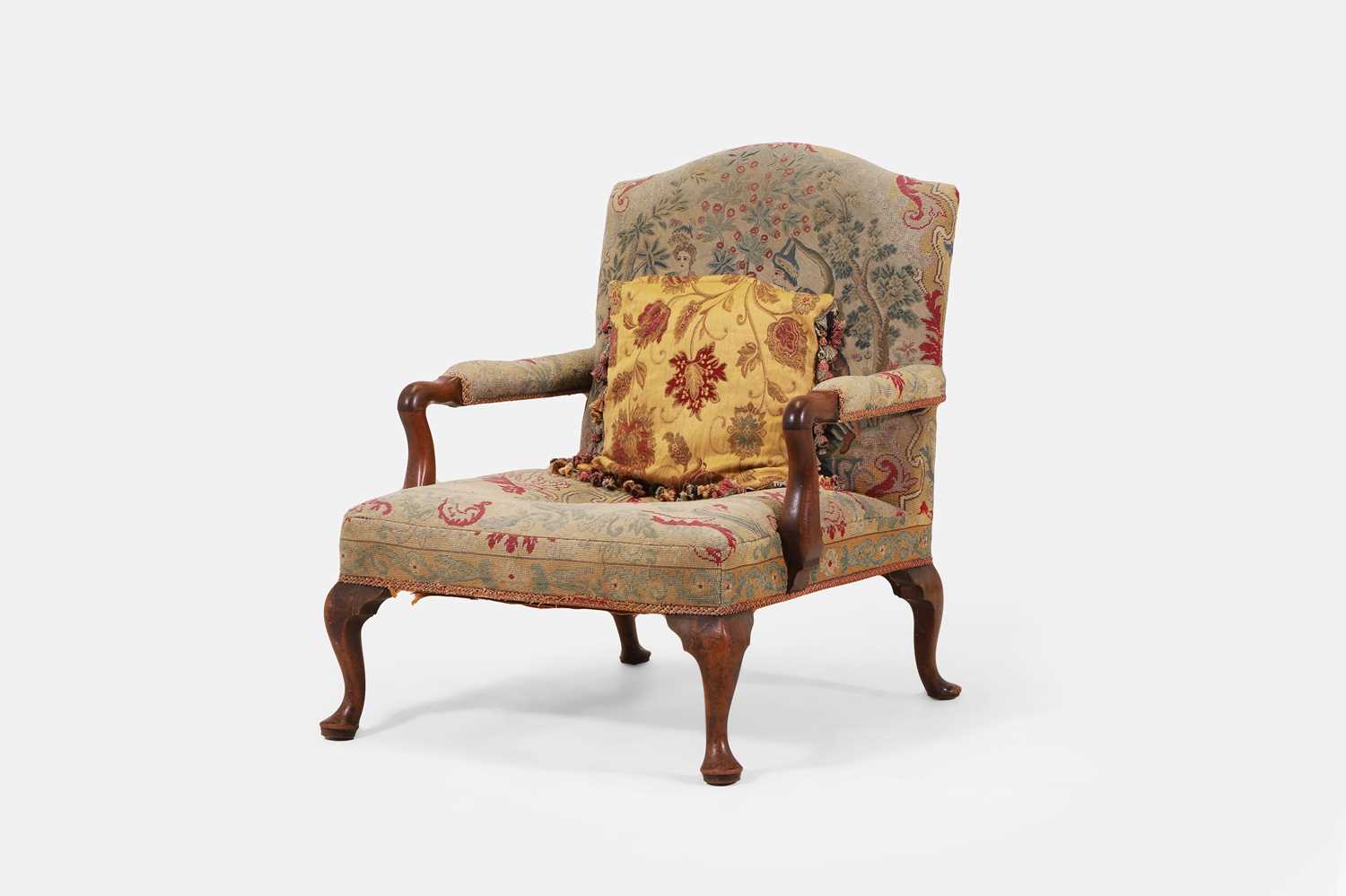 Lot 441 - A George III walnut library armchair