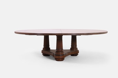 Lot 281 - A George IV-style mahogany dining table