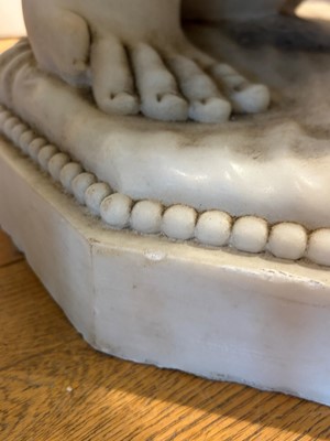 Lot 53 - A large marble figure of 'The Crouching Venus'