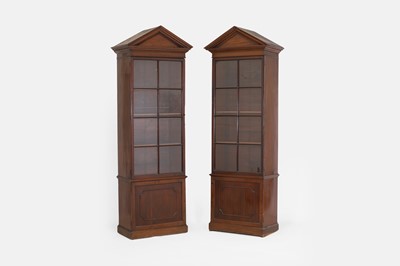 Lot 379 - A pair of George III-style mahogany bookcases