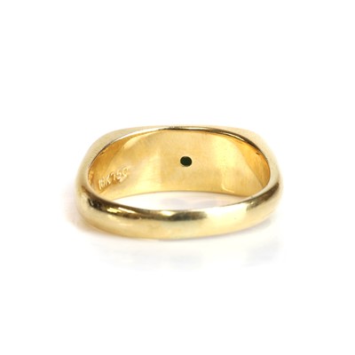 Lot 93 - A nephrite and diamond ring