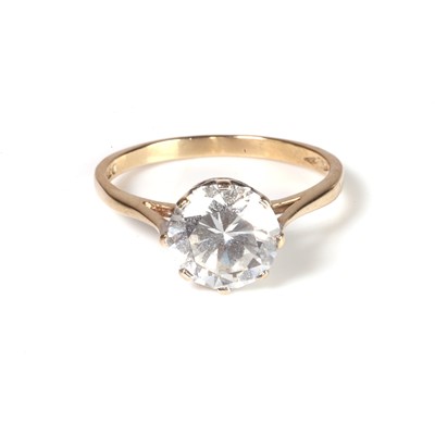 Lot 123 - A 9ct gold cubic zirconia single stone ring