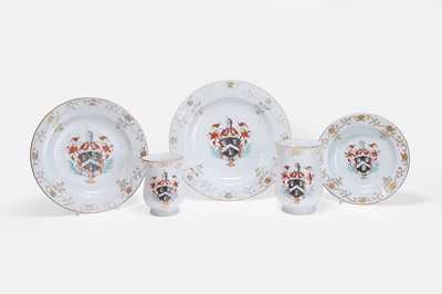 Lot 459 - A group of armorial plates and tankards