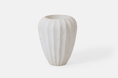 Lot 650 - A marble vase by Kelly Wearstler