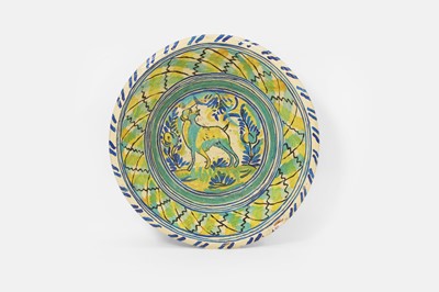Lot 634 - A large glazed earthenware lebrillo bowl