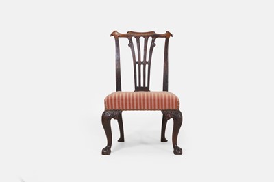 Lot 219 - A George II walnut side chair